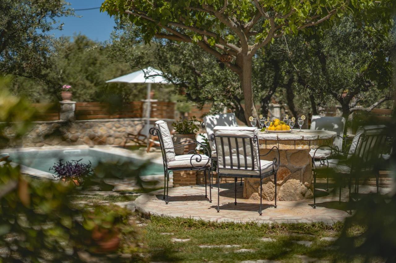 Joya Luxury Villas Kypseli Exterior photo
